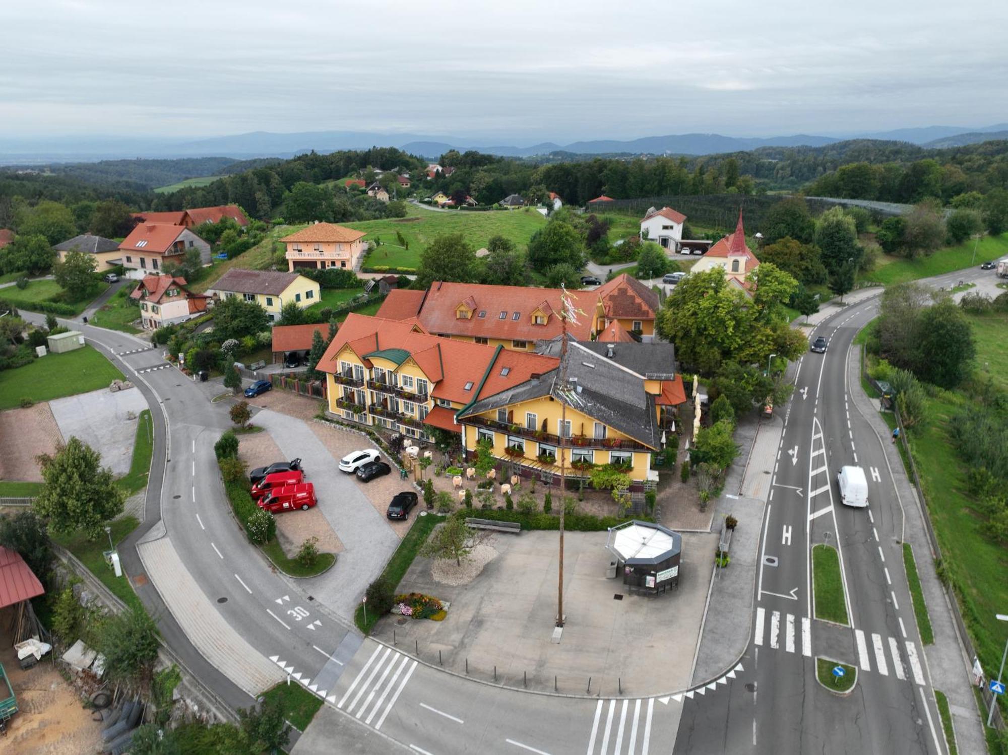 Gasthof Grossschedl Zum Kramerwirt Lassnitzhoehe Exterior foto